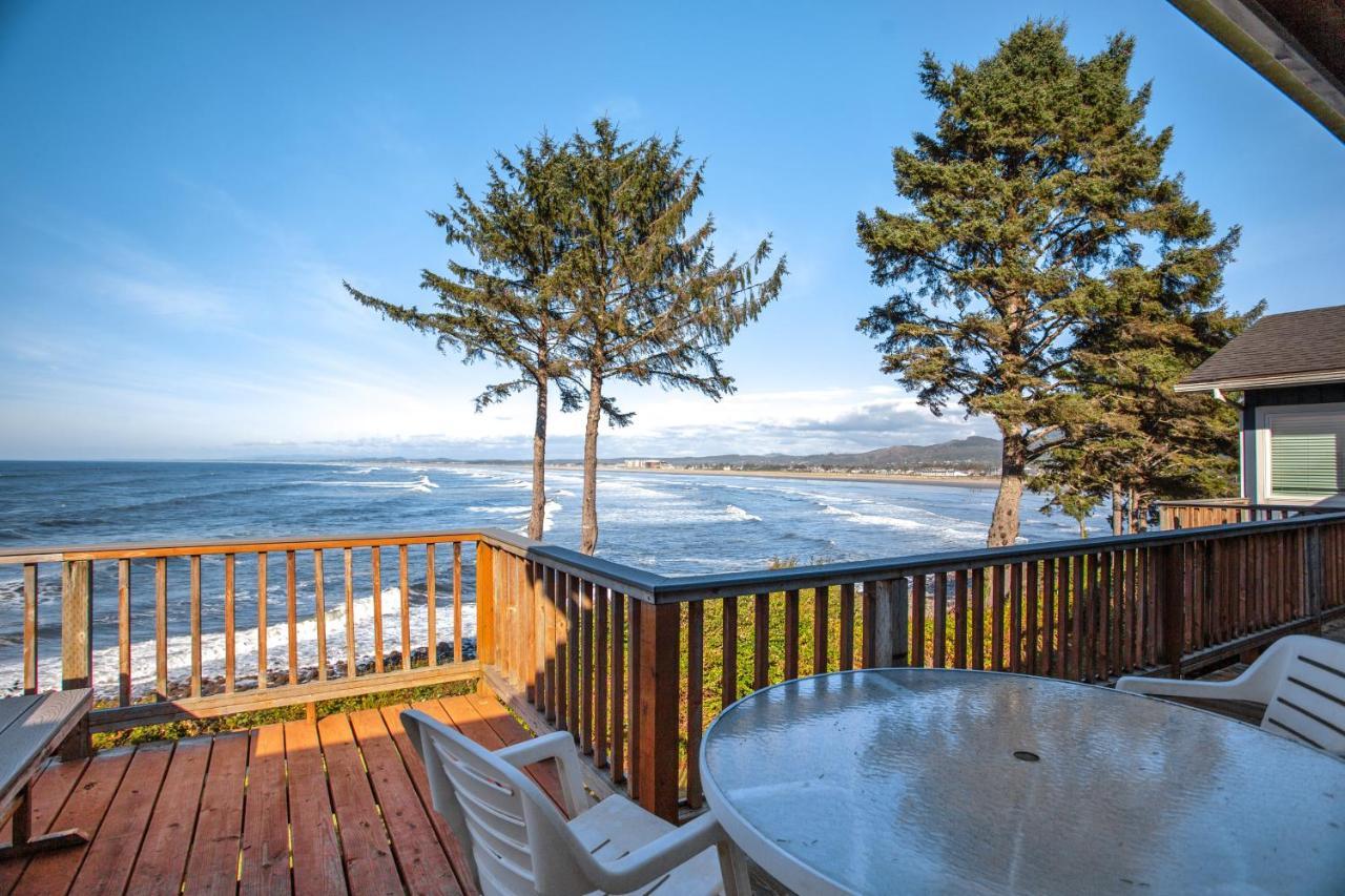 Spectacular Seaside Surf-View Home Exterior photo